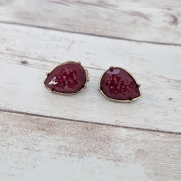 Vintage Clip On Earrings Dark Red Teardrop Shape Gold Tone Halo - Picture 3 of 7